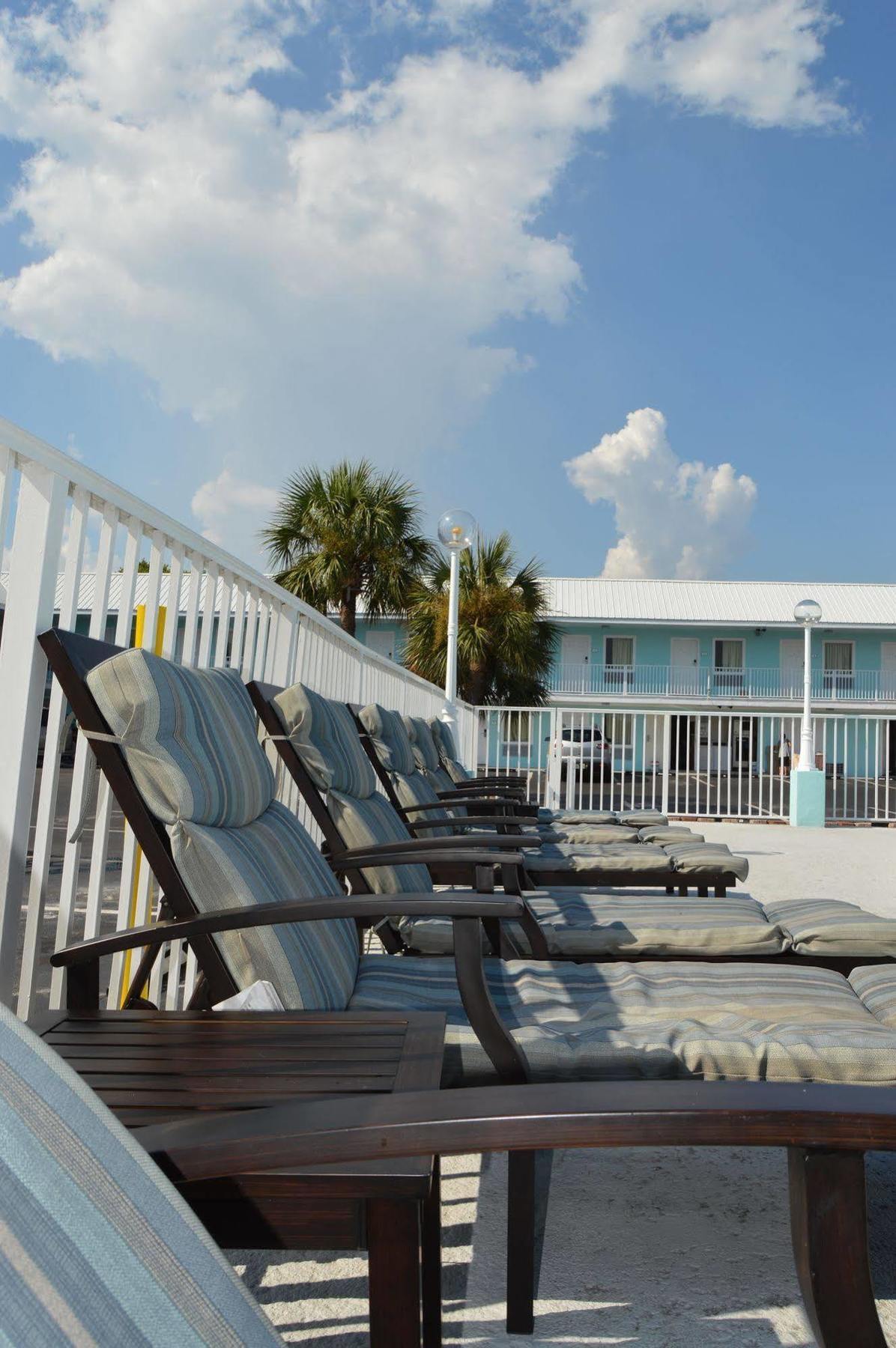 Destin Inn&Suites Exterior foto